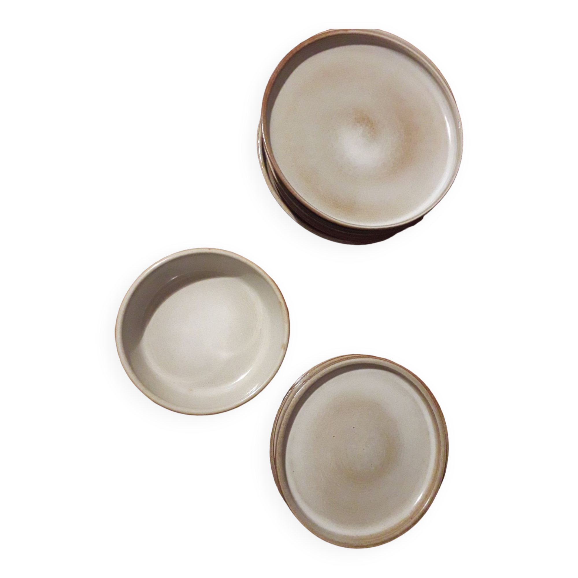 Beige vintage stoneware plates