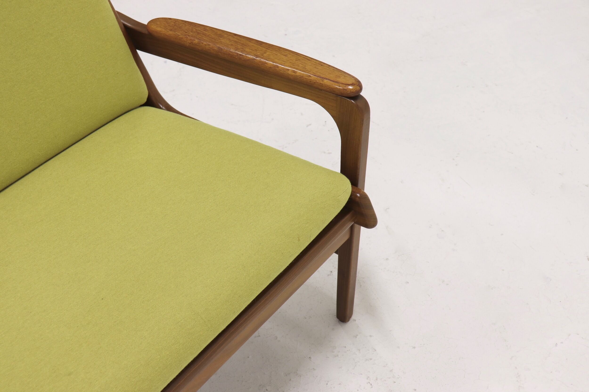 Sculptural teak sofa by Ster Gelderland 1960