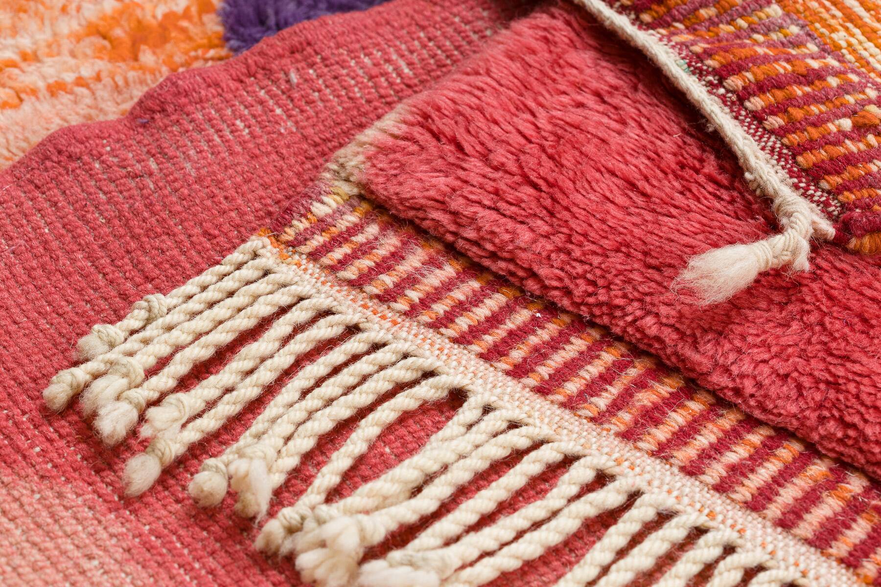 Berber mr4015 beni mrirt handwoven rug from morocco, geometric - red / orange