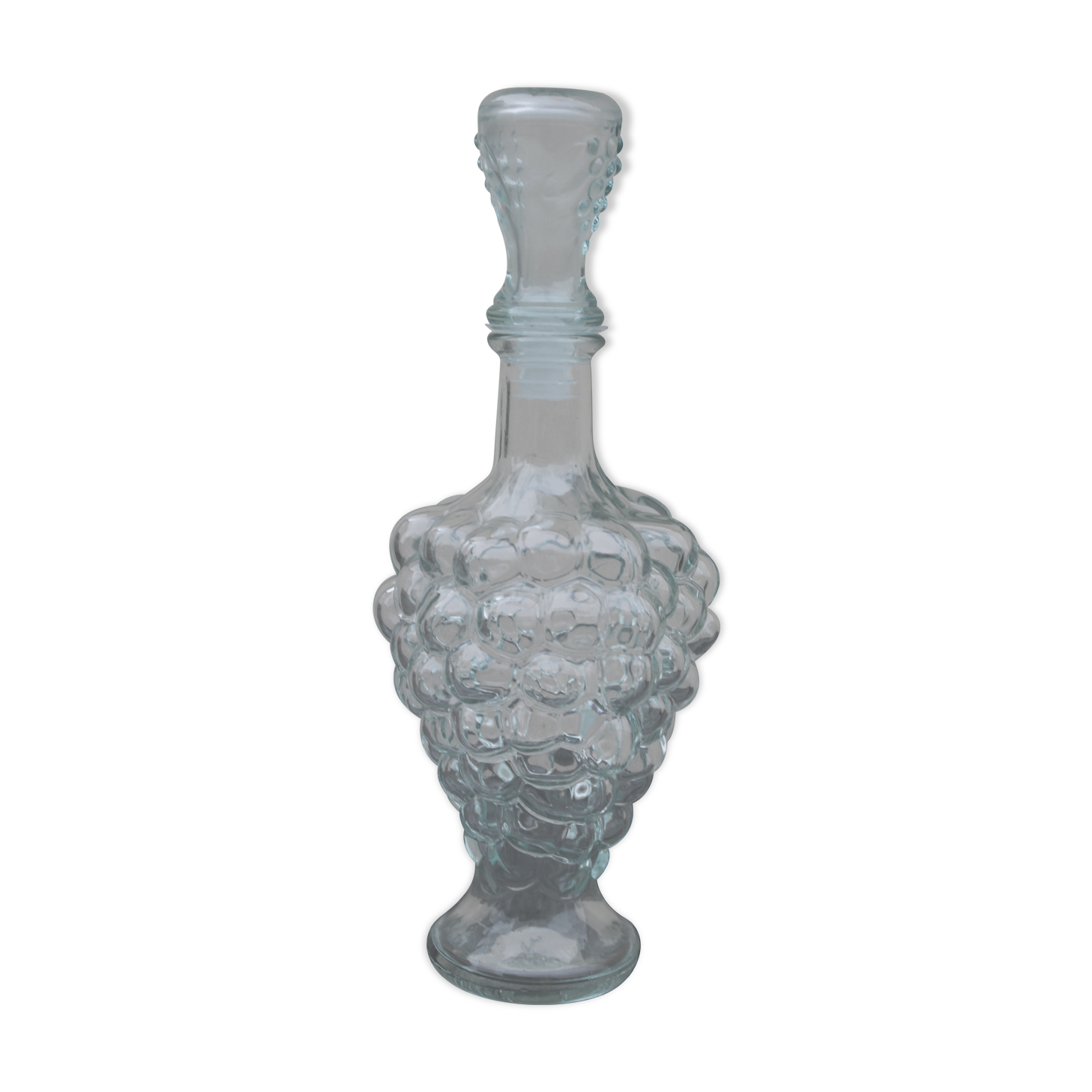 Grape cluster carafe