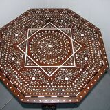 Table basse indienne « Ccic » des années 1970