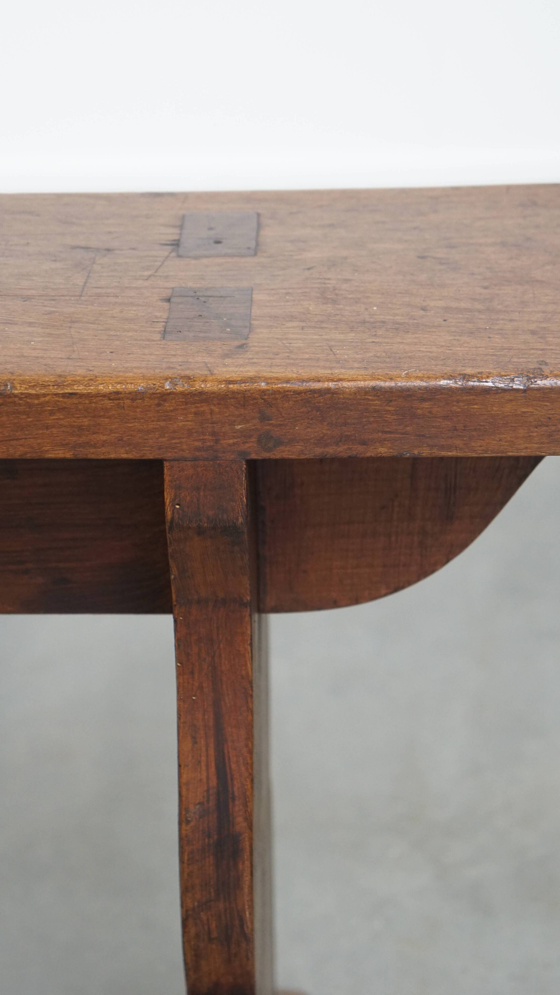 Banc antique en bois