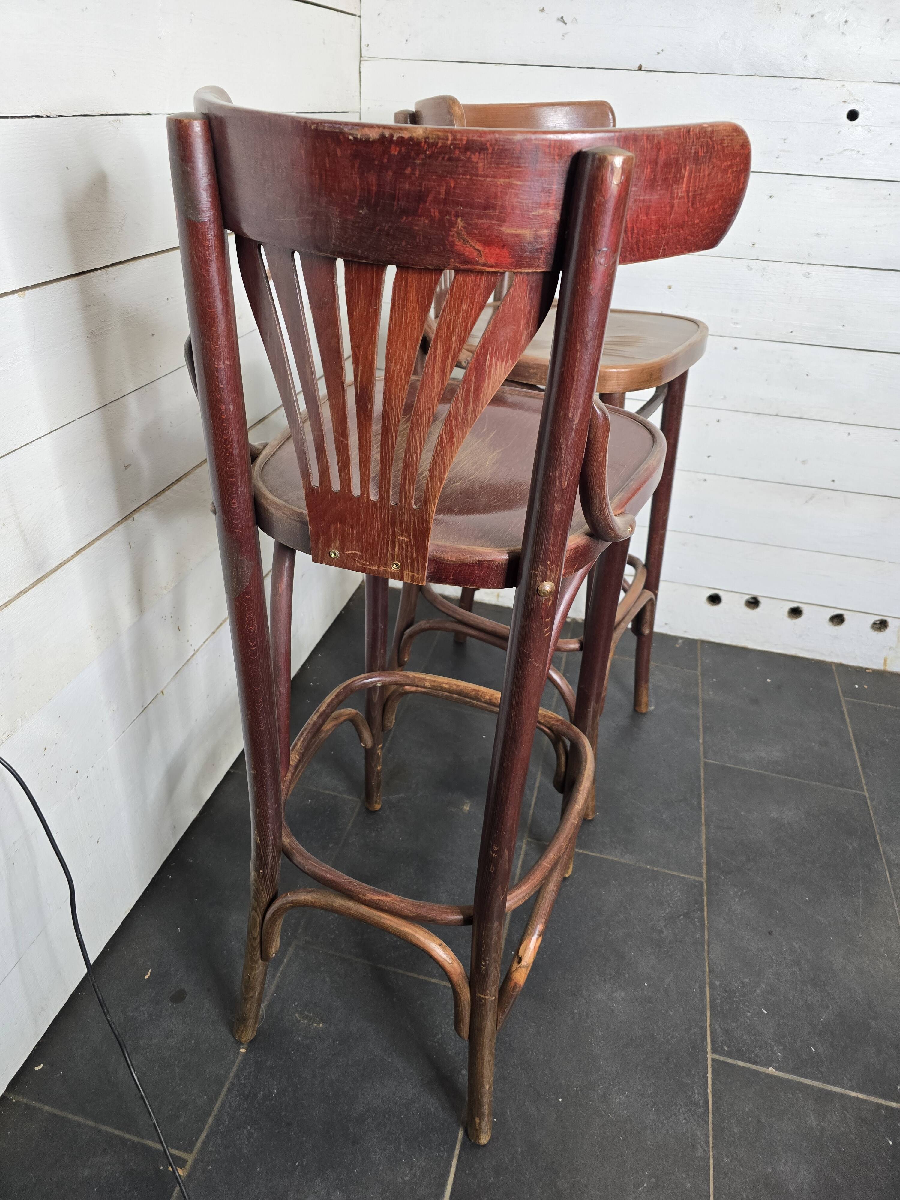 Pair of bistro stools with backrest
