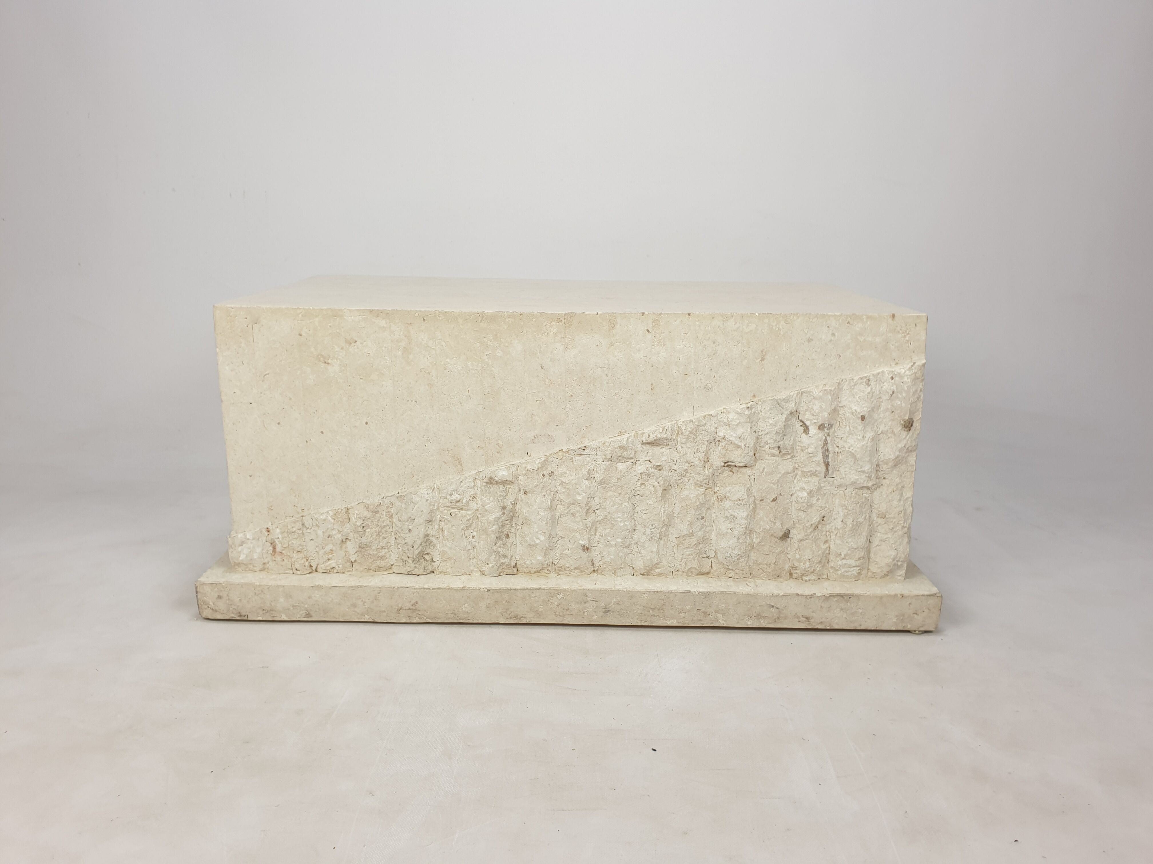 Magnussen Ponte Mactan Stone Coffee Table, 1980s