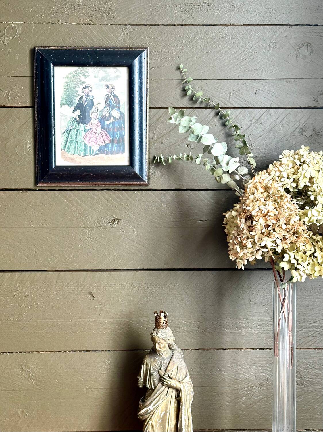 Old illustration in old black and gold frame