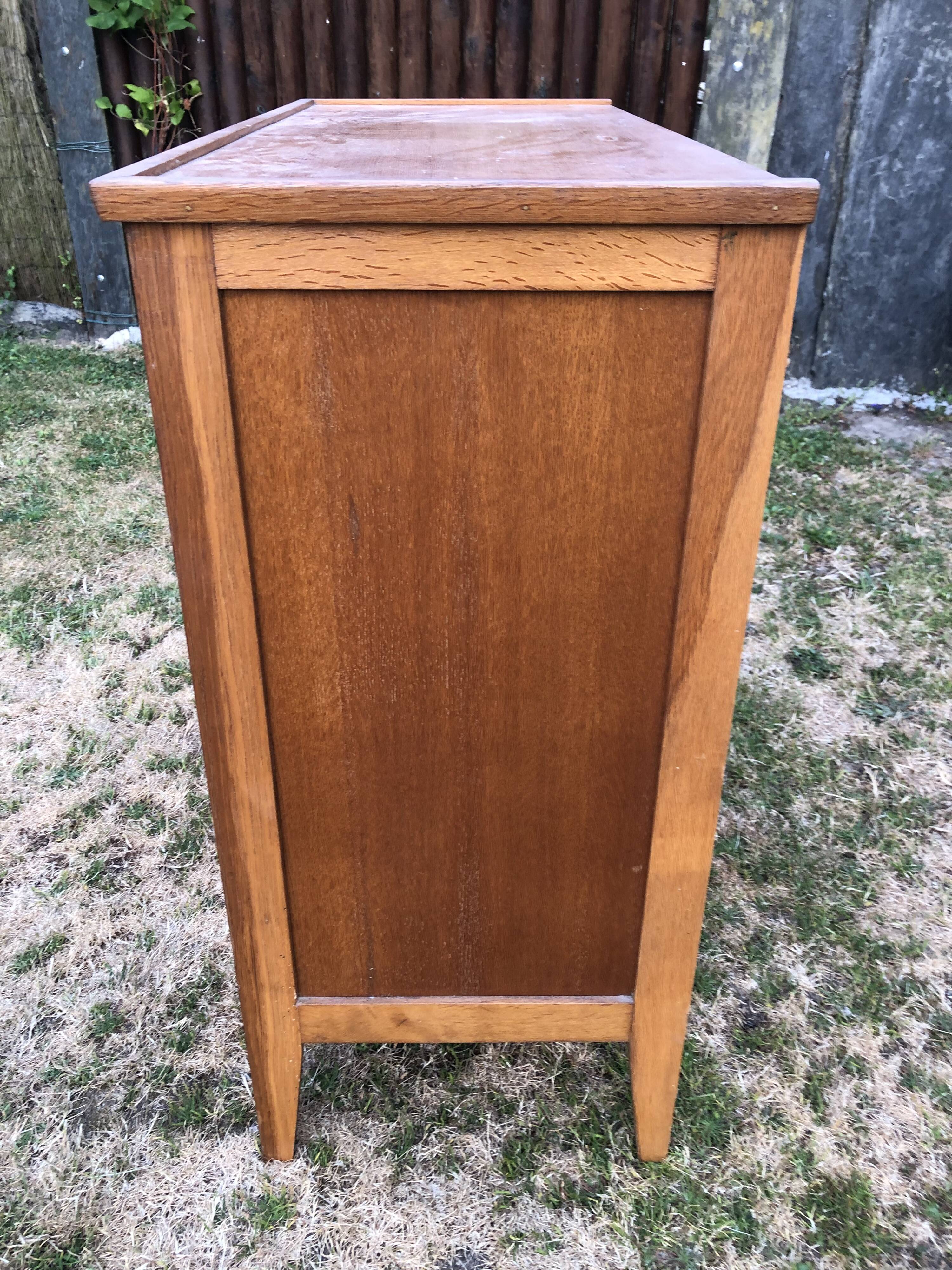 Vintage chest of drawers with 4 oak drawers