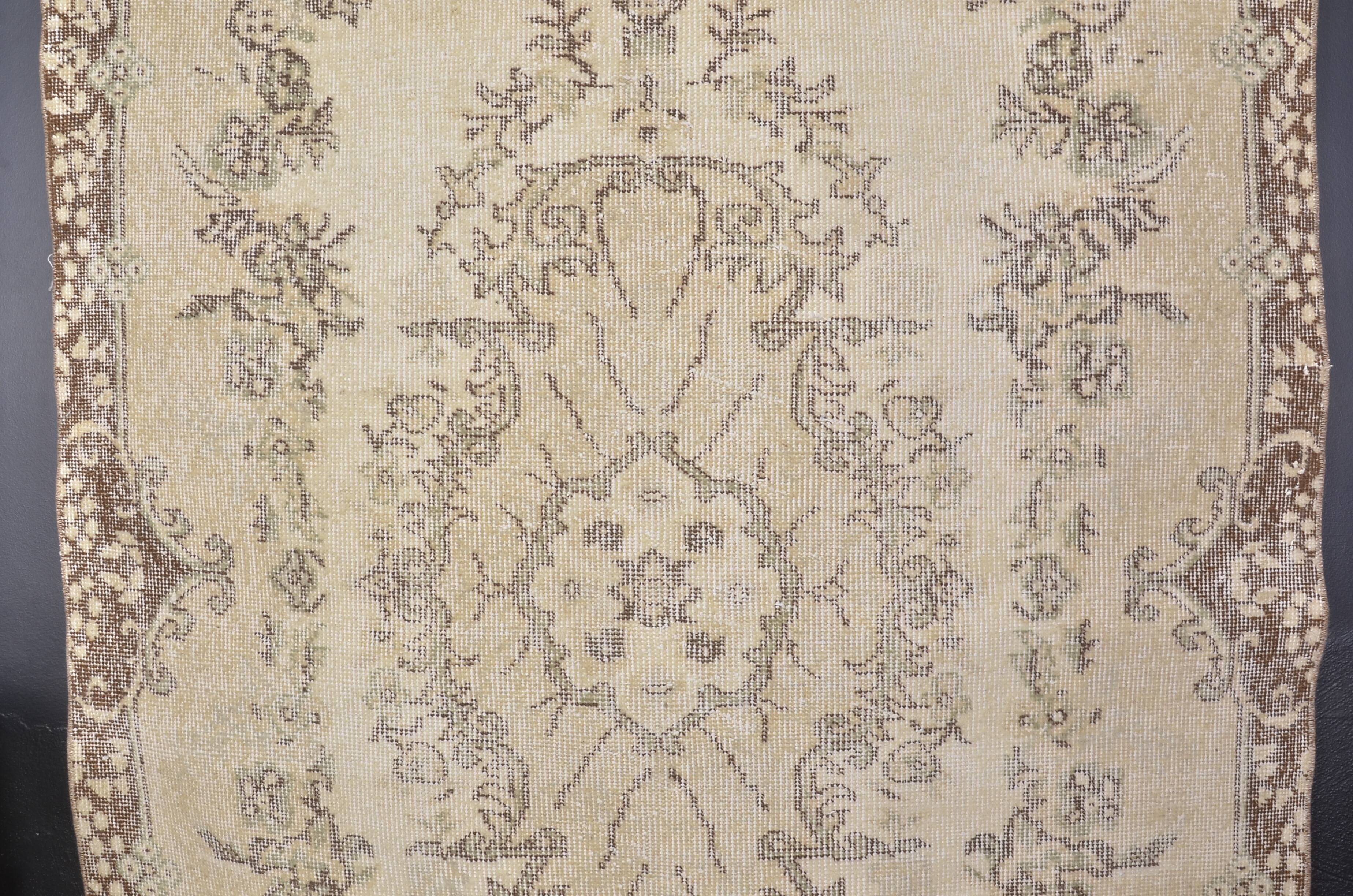 Anatolian Handknotted Floral Rugsku1347