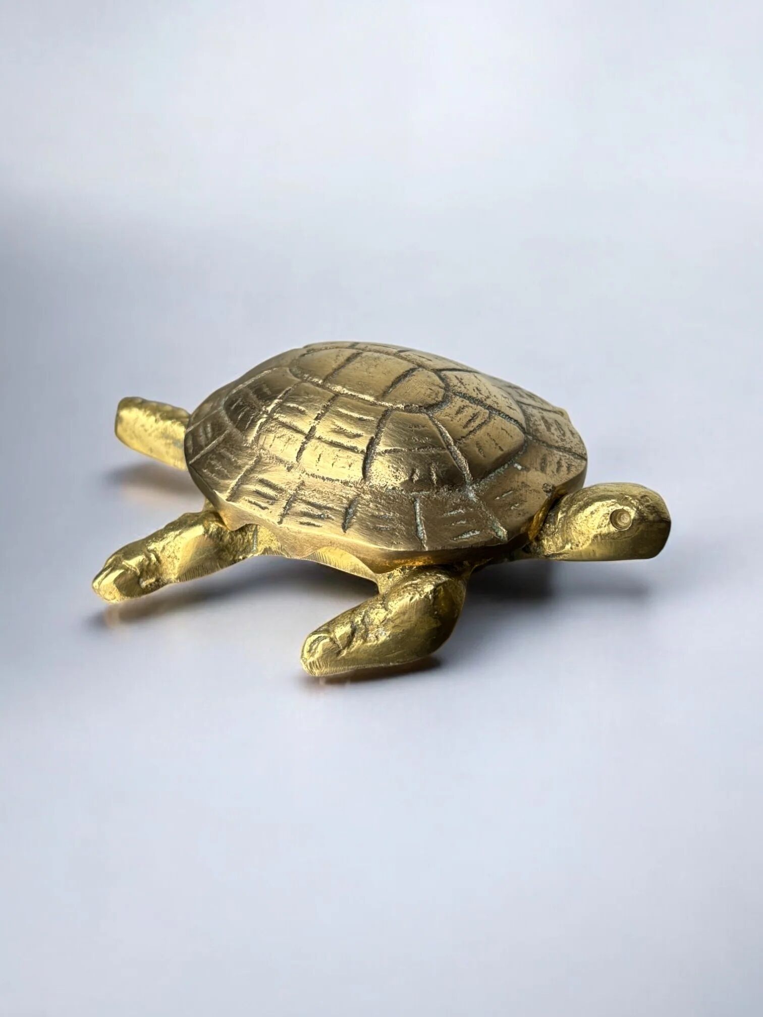 Regency turtle ashtray in bronze, Spain, 1980s