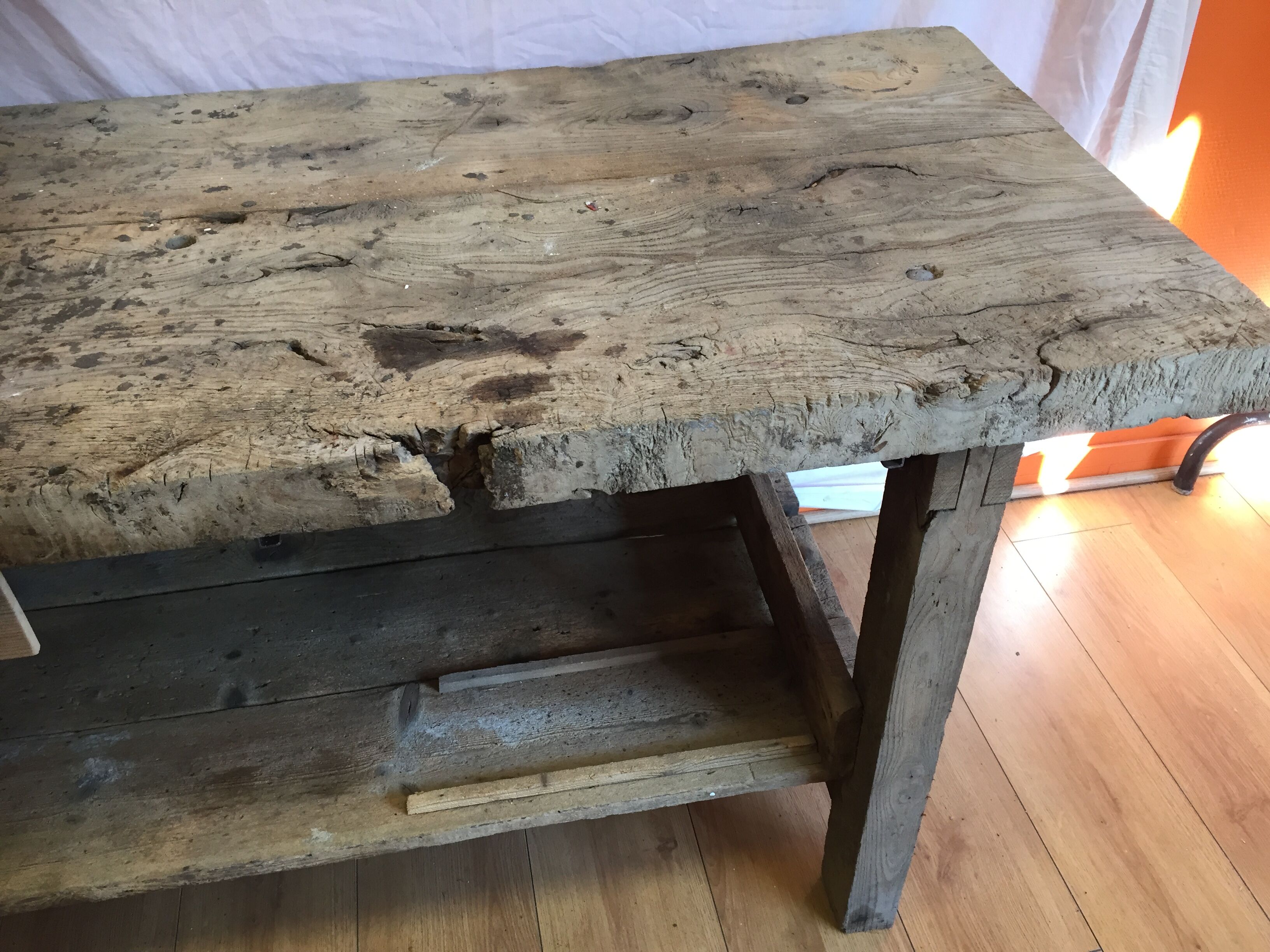 Workbench in chestnut