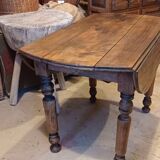 Flap farmhouse table