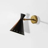 Set of three Italian wall lights in brass and lacquered iron, 1950s design.