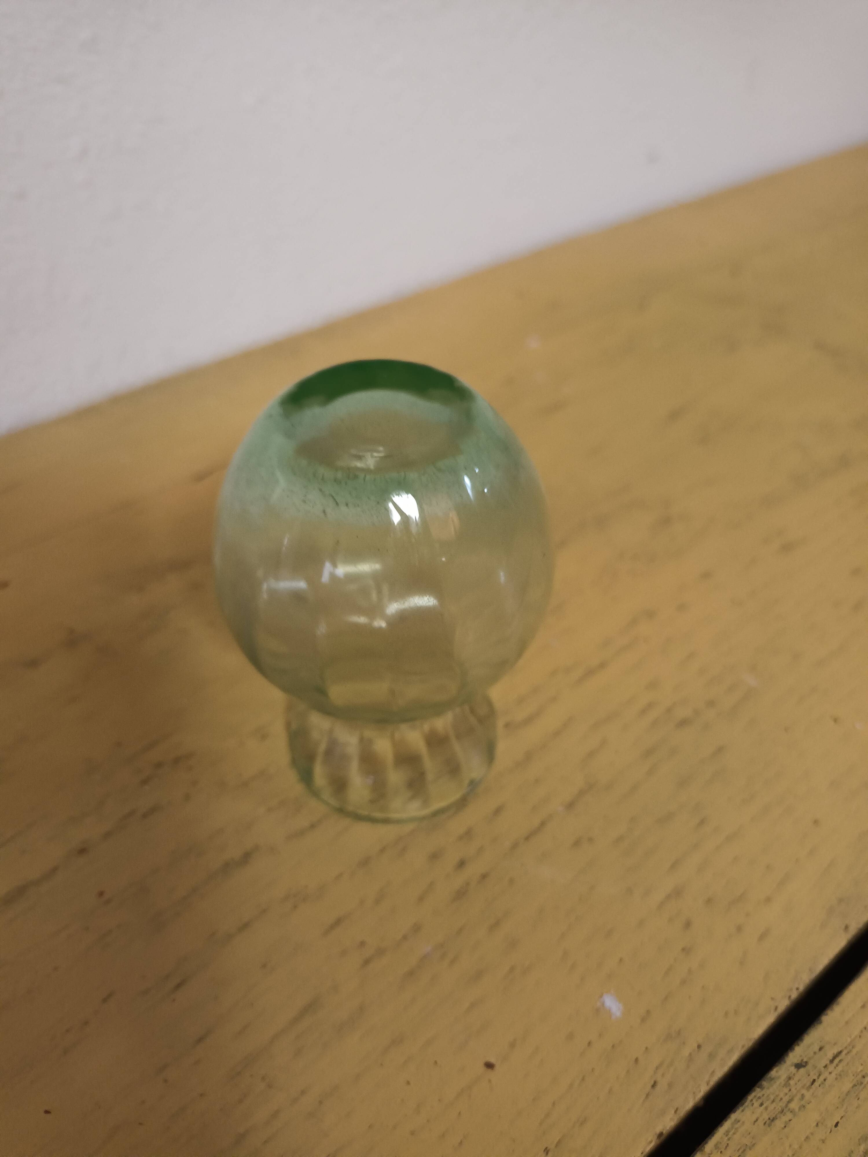 Glass vase