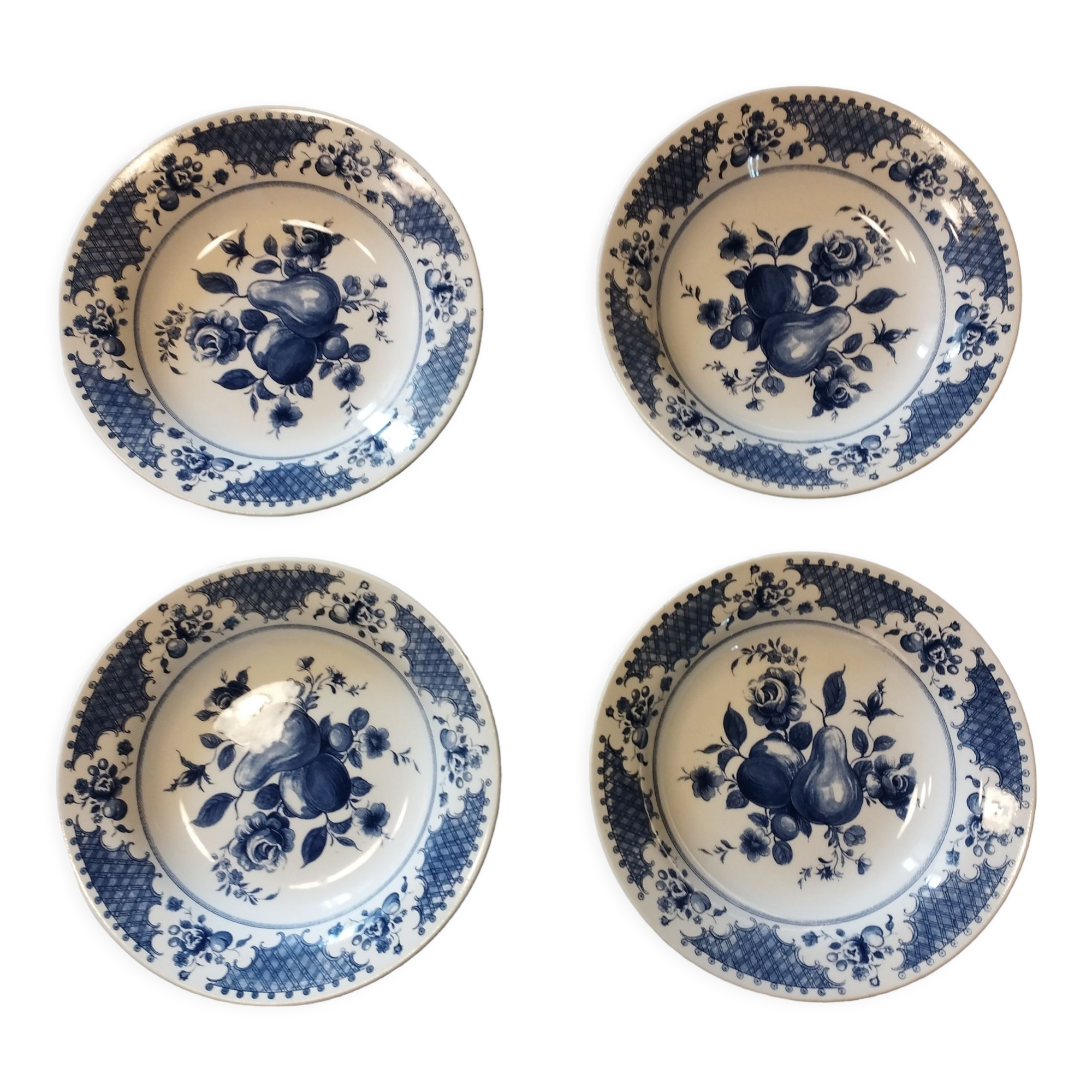 lot of 4 old hollow porcelain plates Oxford blue décor - patterns: fruits and flowers