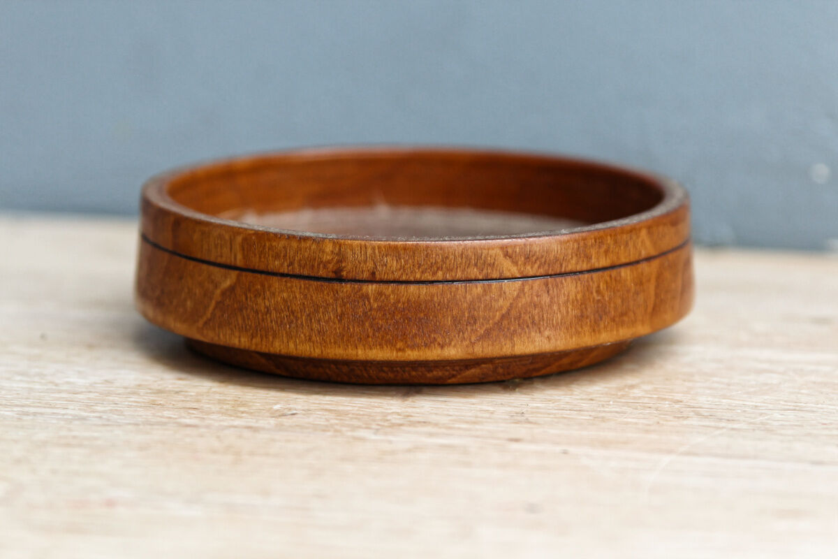 Decorative liquor service