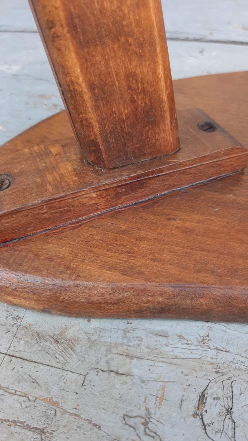 Tabouret tripode vintage en bois