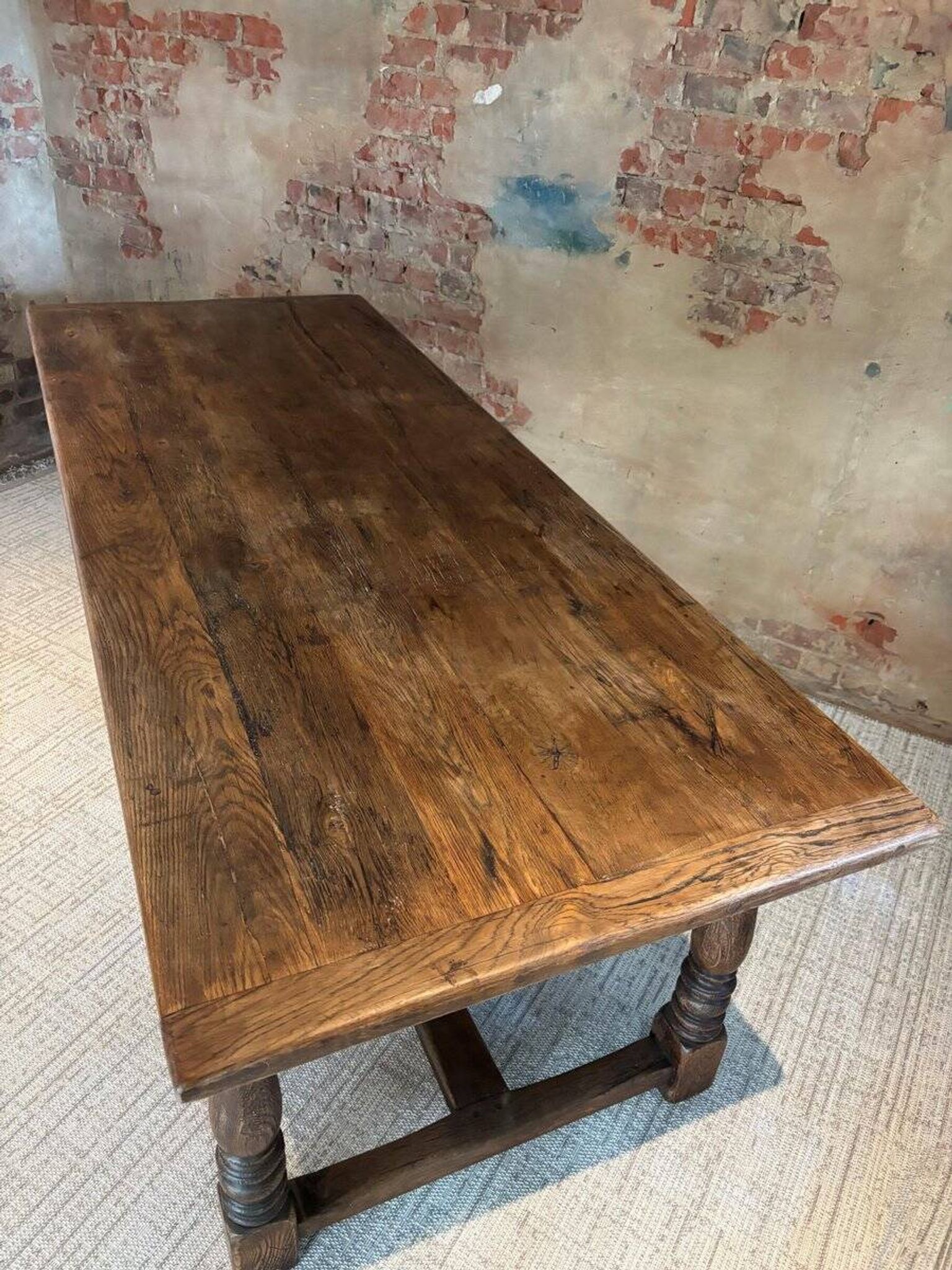 Table de cuisine réfectoire en chêne, années 1940