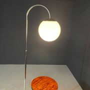 Lampe de sol Bauhaus restaurée avec table intégrée par R. Slezák