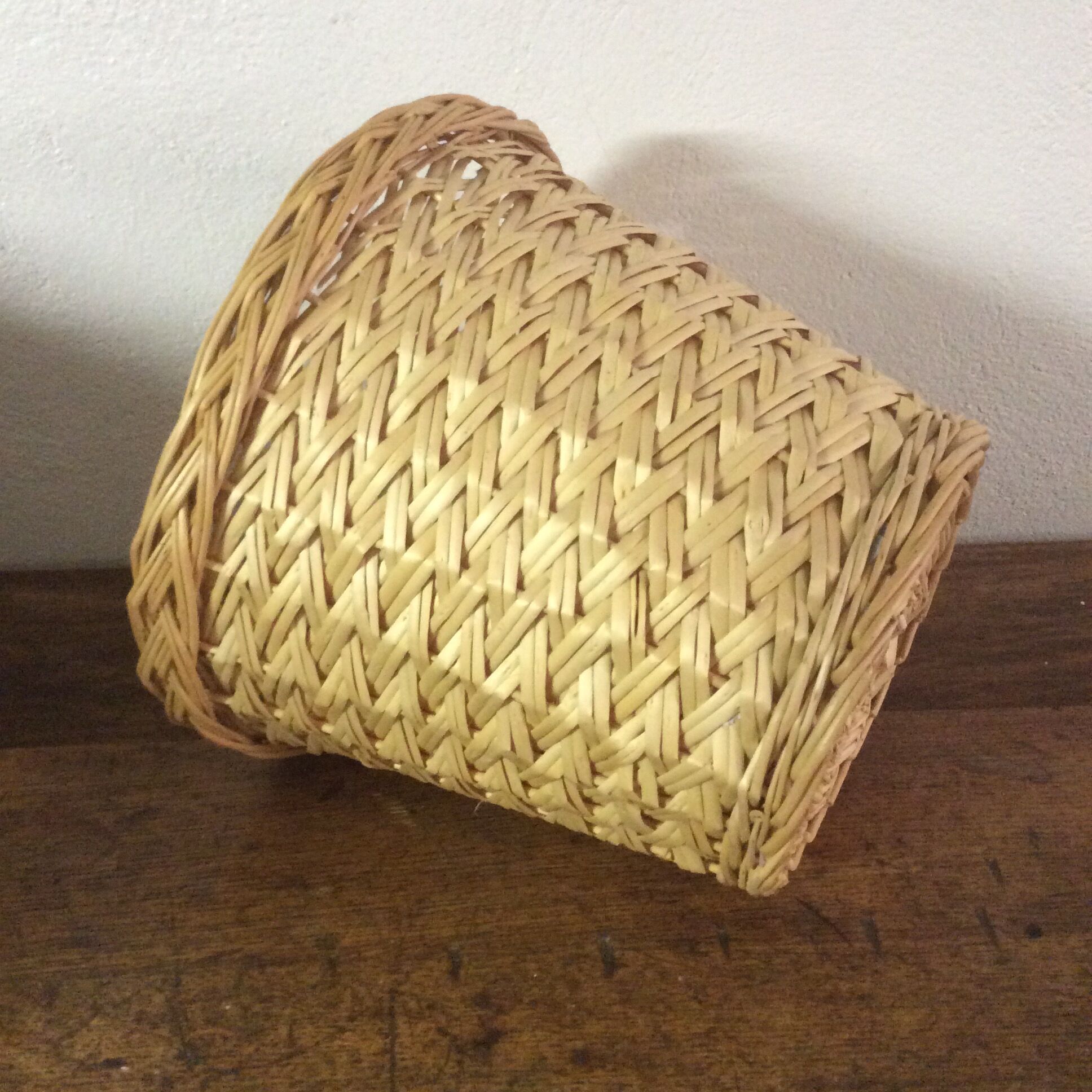Paper wicker basket