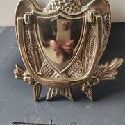 Door knocker/American bald eagle. Made of solid brass. Dimensions 15 x 10.
