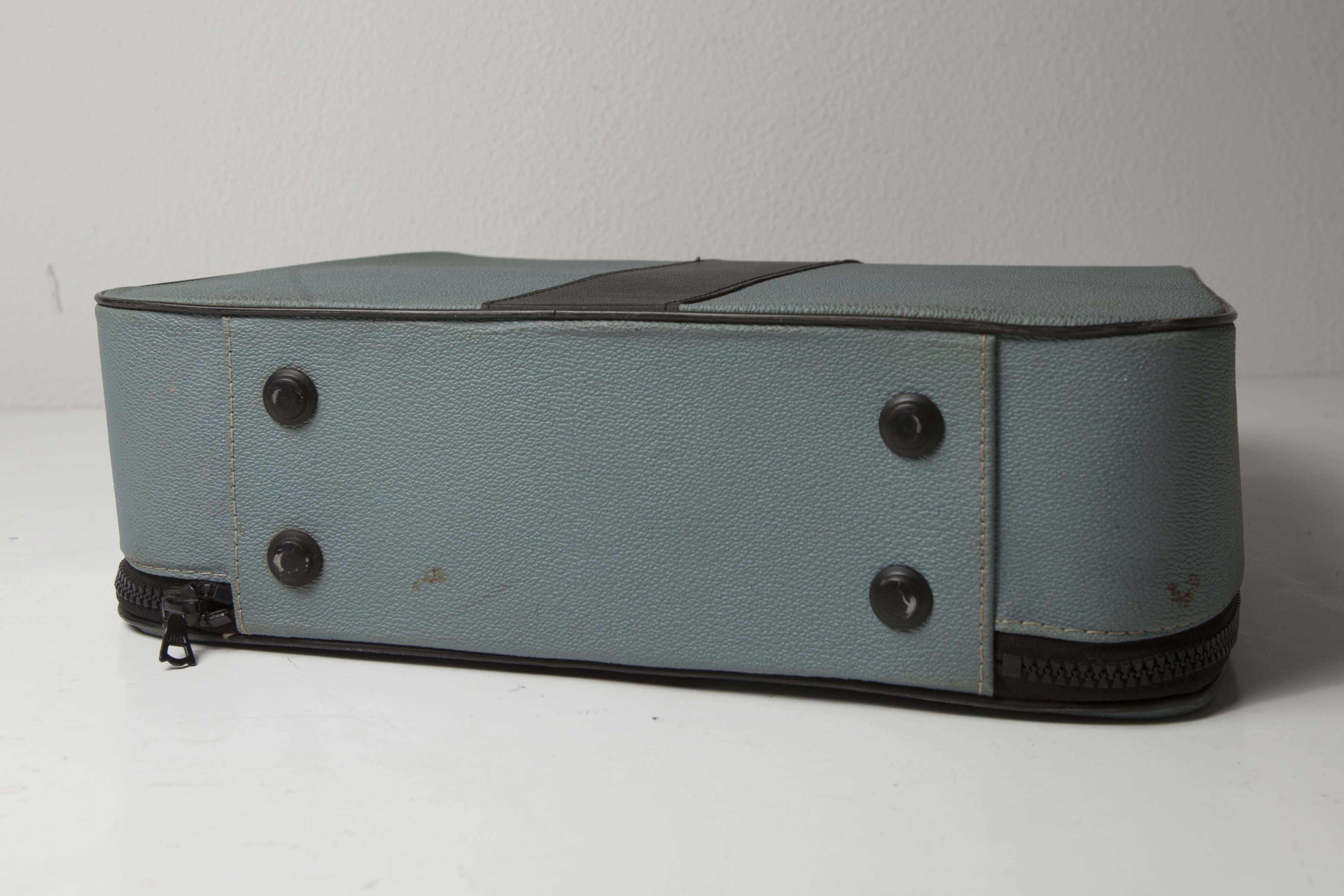 Olivetti Lettera 32 typewriter