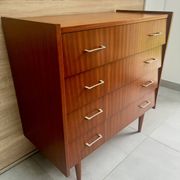 Vintage teak chest of drawers with 4 drawers from the 1960s.