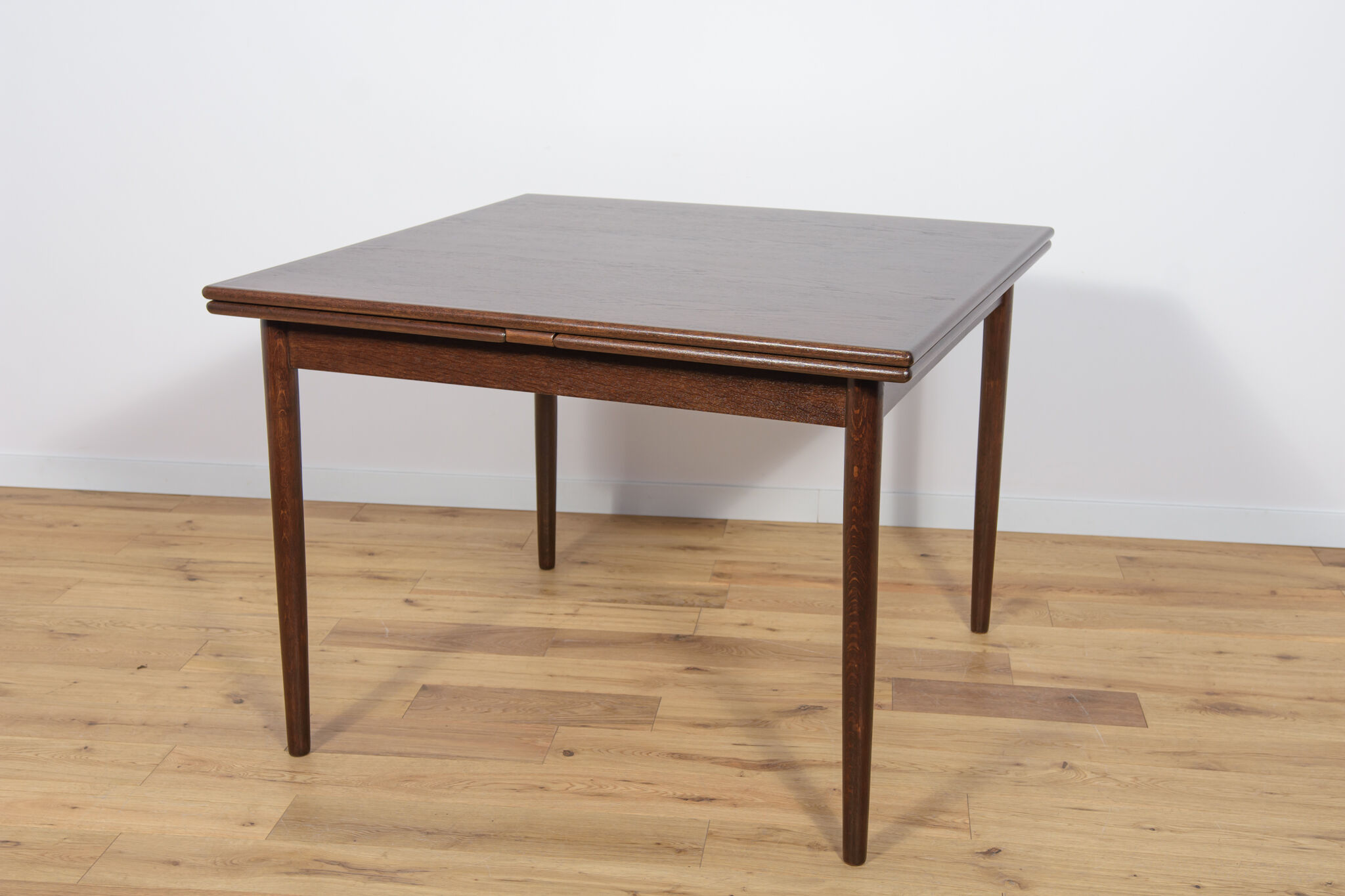 Danish Oak Extendable Dining Table, 1960s