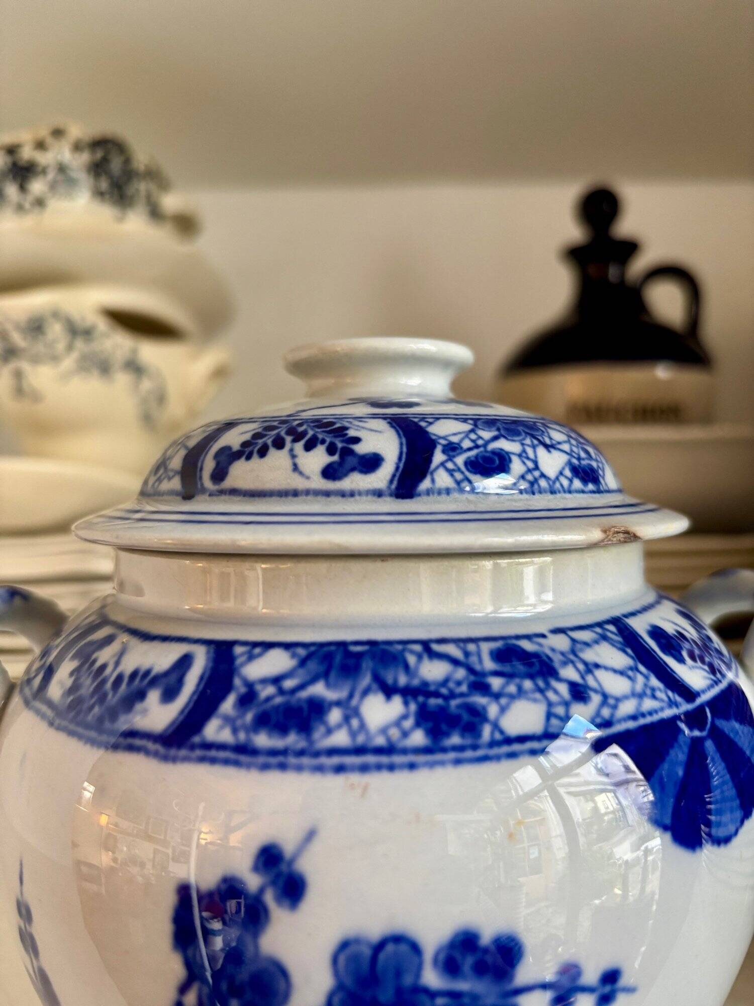 Creil and Montereau sugar pot in blue earthenware, "Japan" service circa 1895