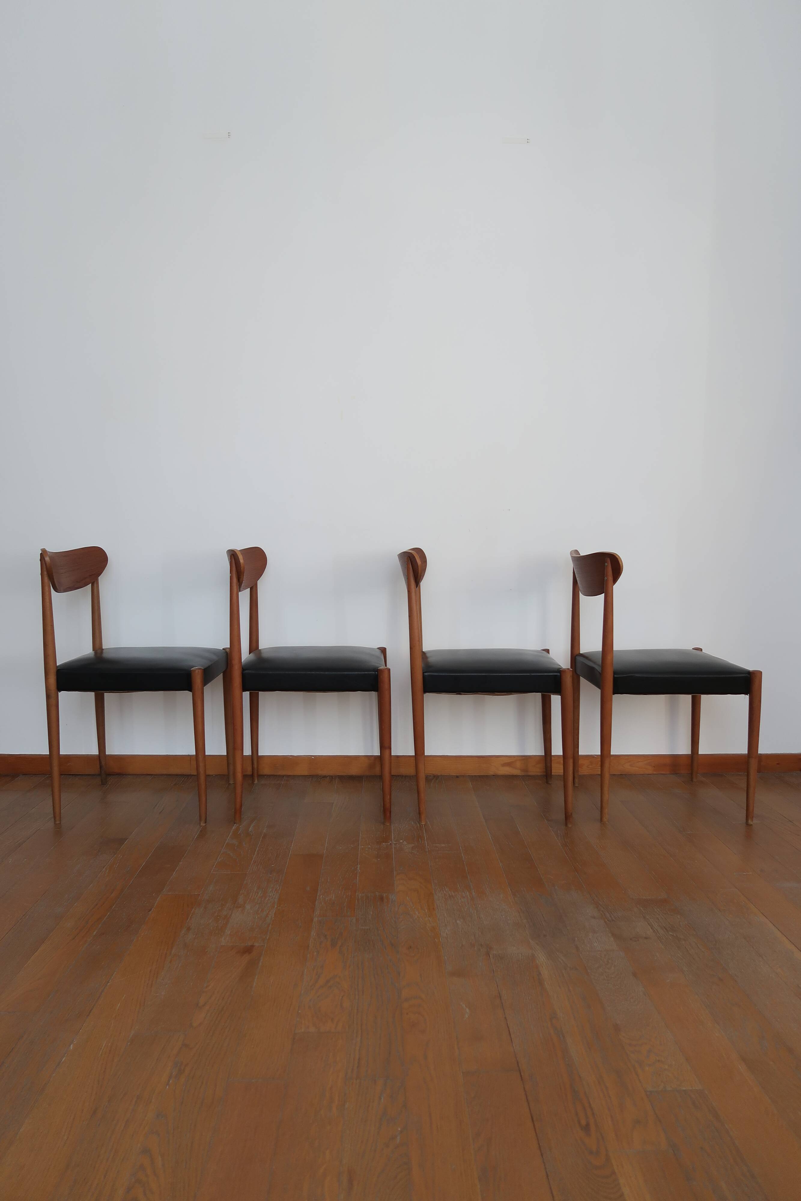 4 Scandinavian chairs skaï black