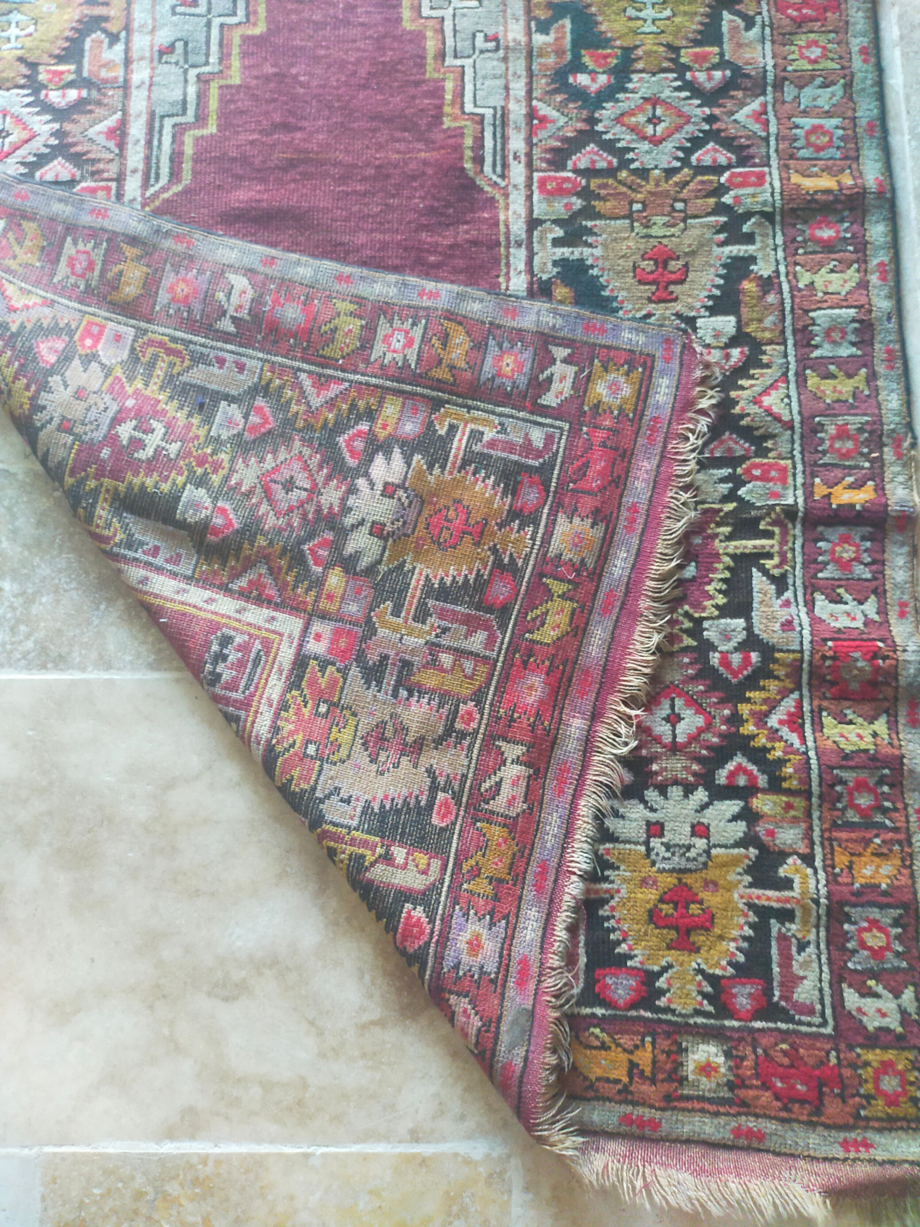 Kilim carpet 187 x 114