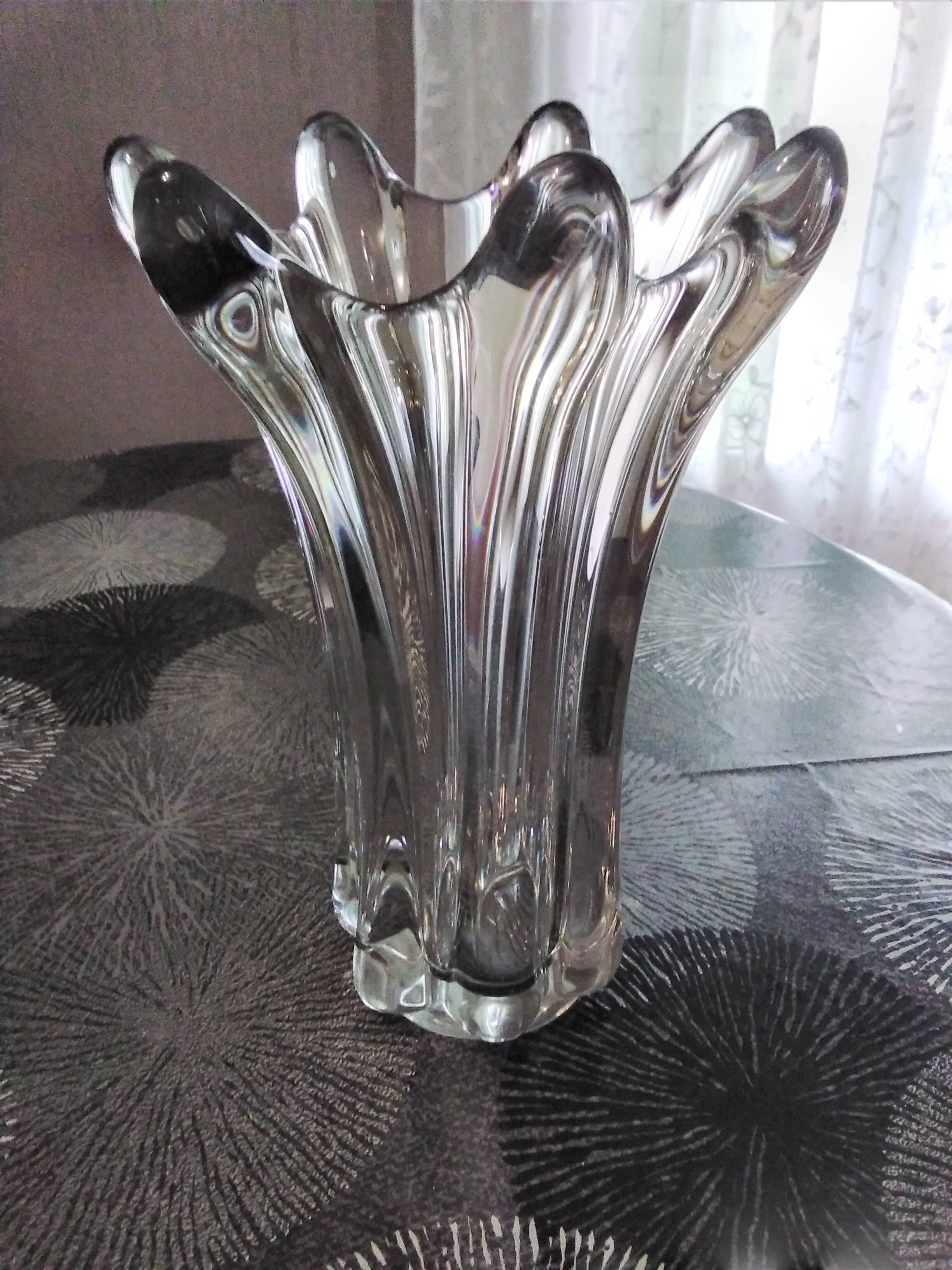 Large crystal vase