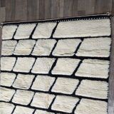 Handmade pure wool rug, traditional size 100 x 200 cm.