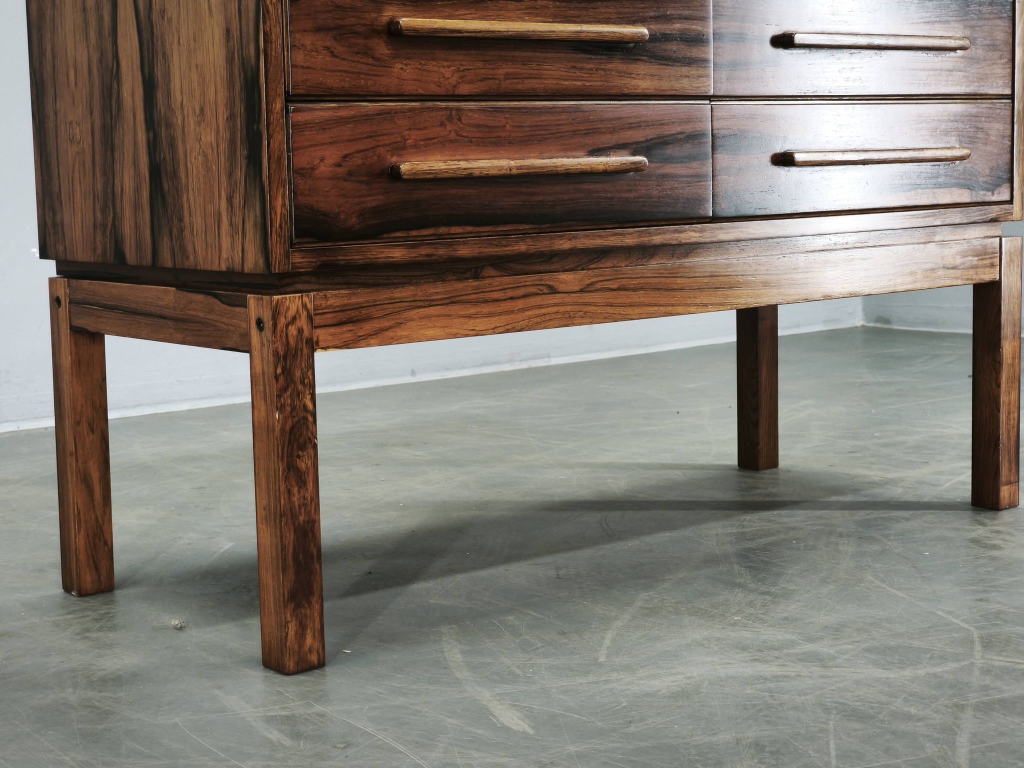 Commode en palissandre danoise de style mid-century modern, années 1960