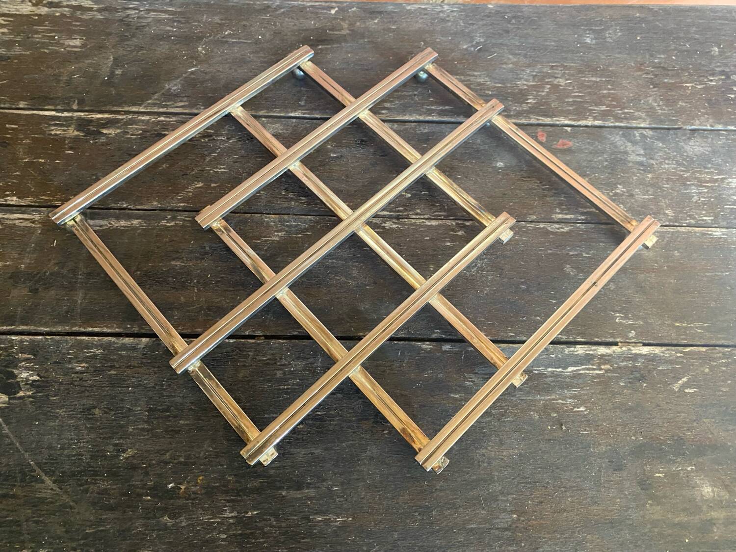 Dessous de plat ancien jacques adnet extensible métal argenté 1950 vin