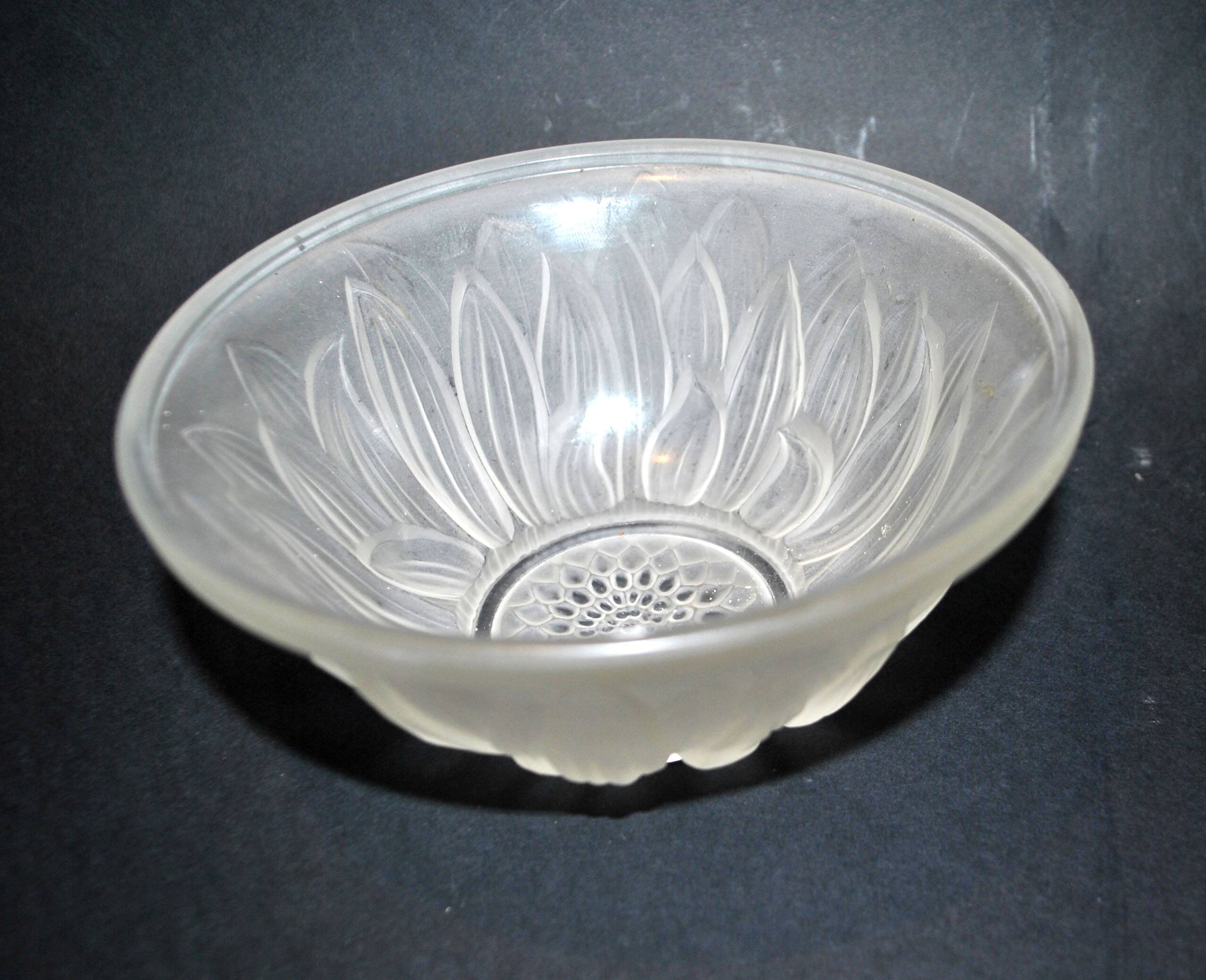 ART DECO molded glass cup signed Etling France