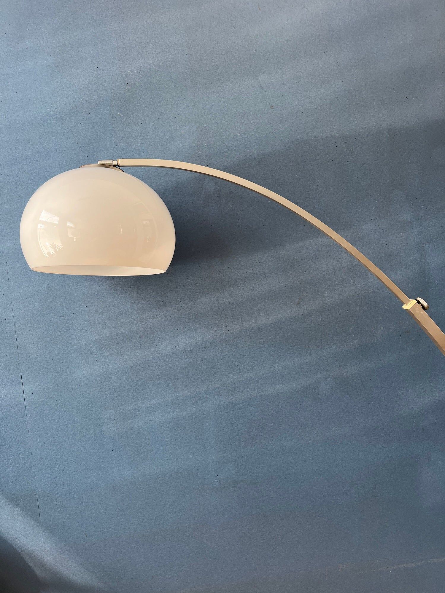 Vintage mid-century gepo space age mushroom arc floor lamp