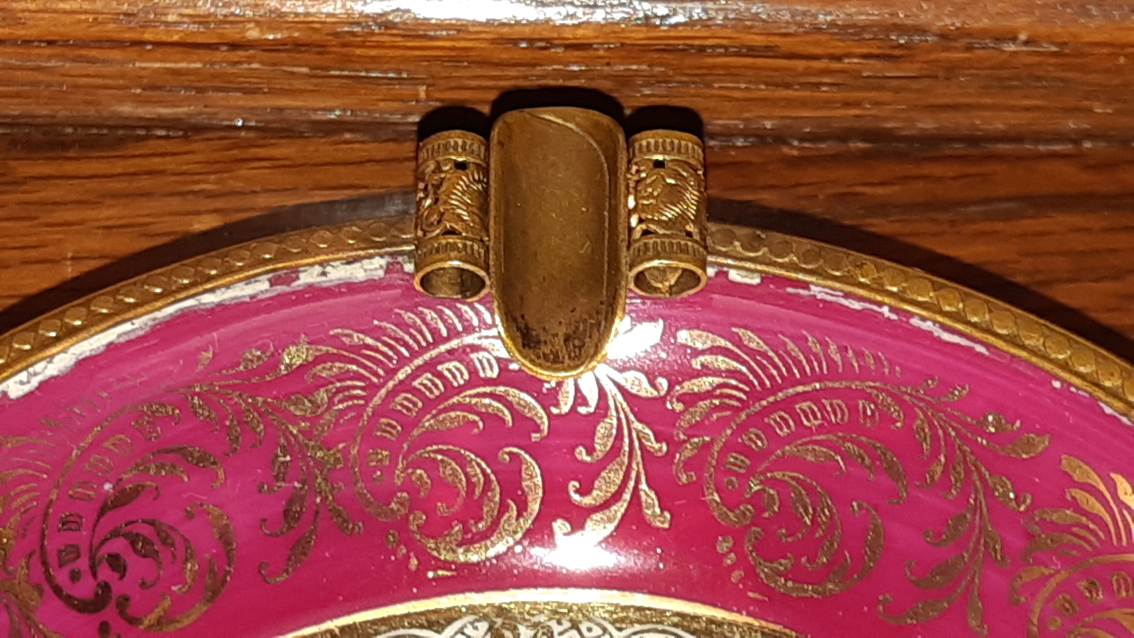 Antique ashtray in Limoges art porcelain and bronze frame