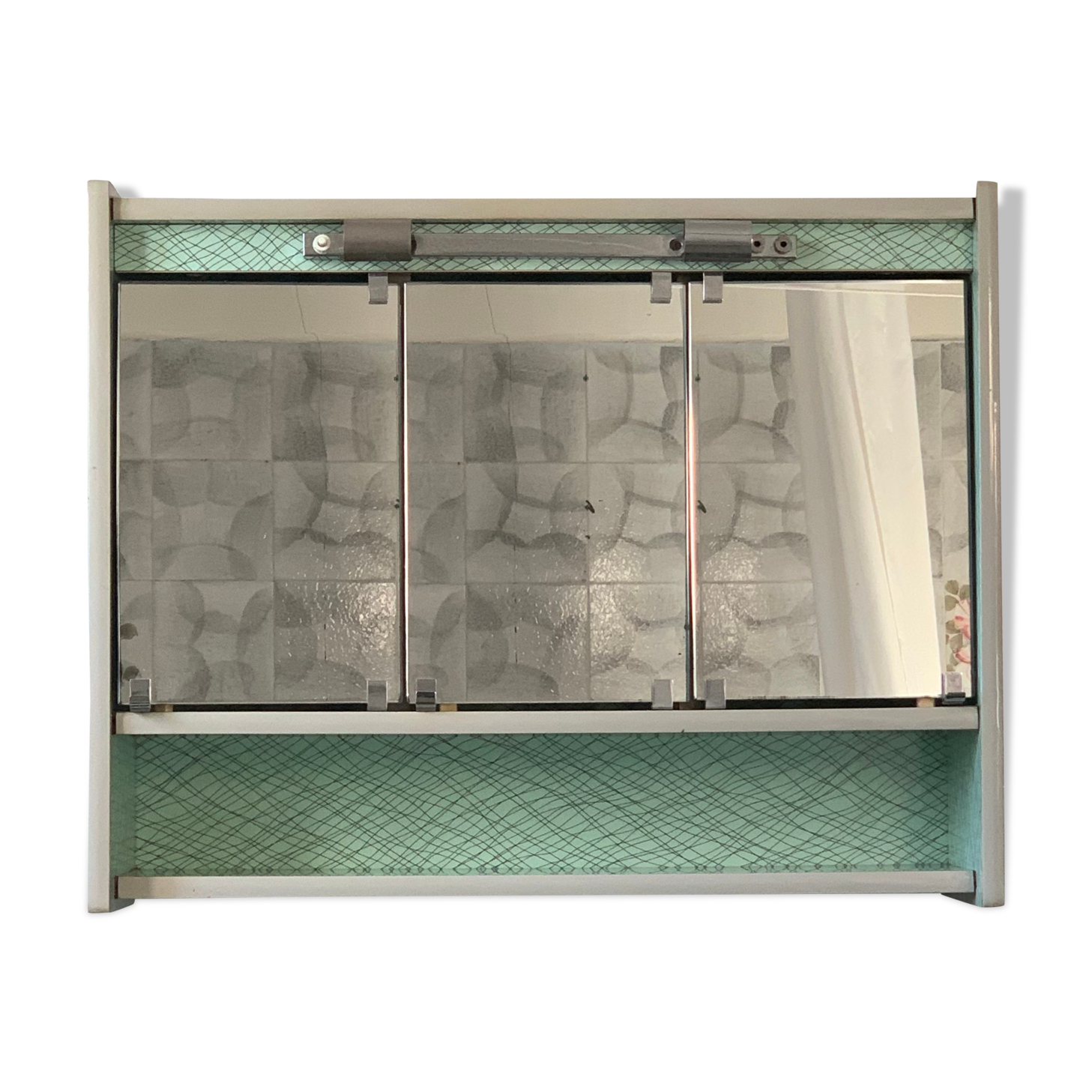 Vintage triptych green wall-mounted toilet cabinet