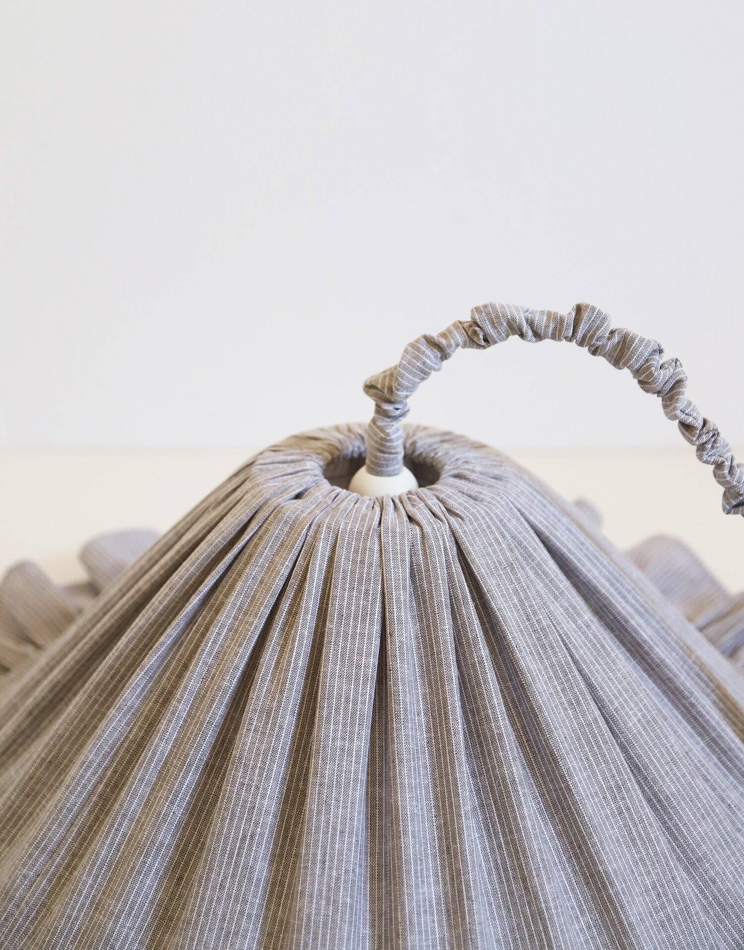 Suspension Emilia, pleated lampshade with frills, grey stripes.