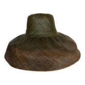 grand chapeau malgache en fibres tressées
