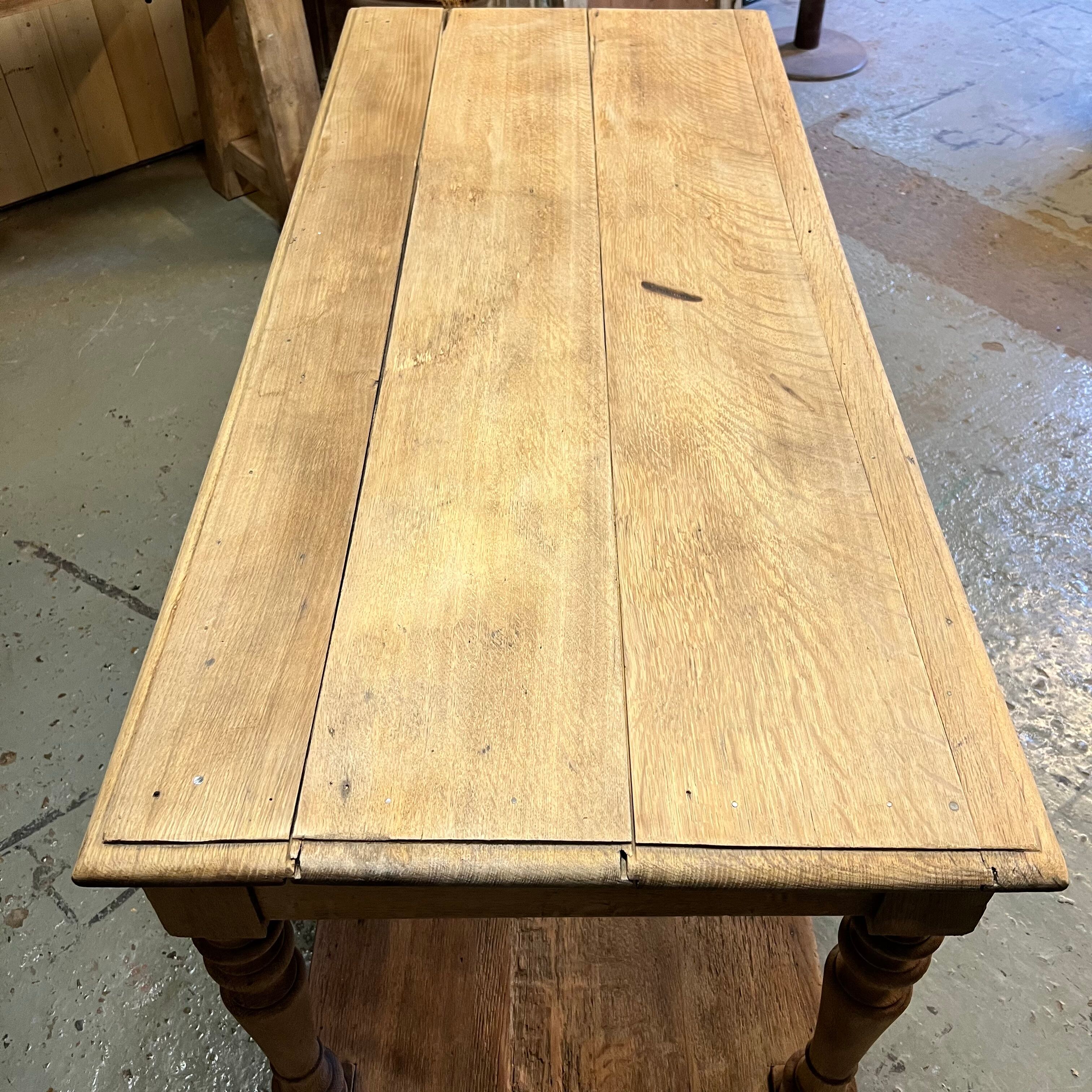 Table de drapier en chêne fin xix eme