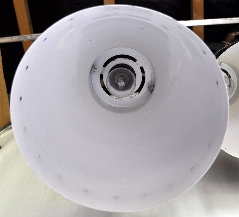 Trio of industrials hanging lamps