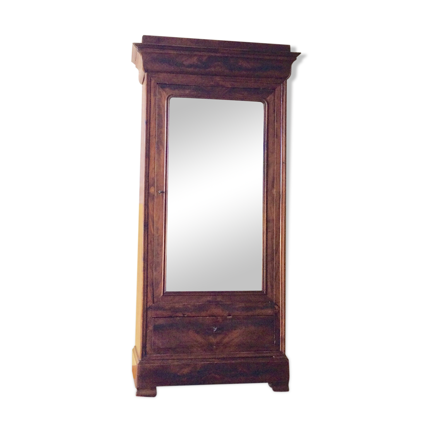Armoire bonnetière avec miroir une porte 1930