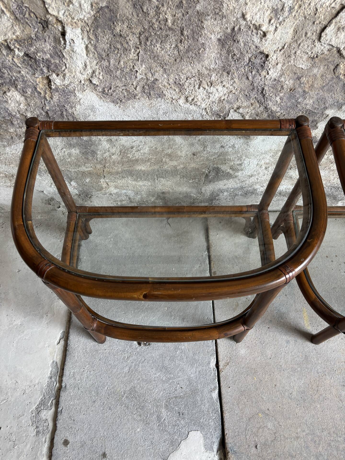 Console rattan or