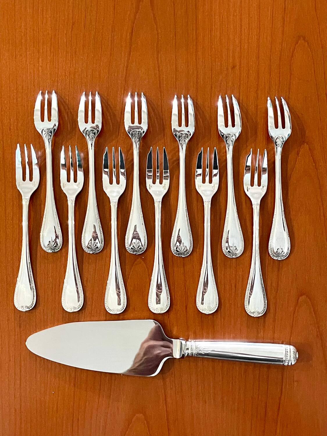 Christofle Malmaison dessert service 12 cake fork with serving shovel