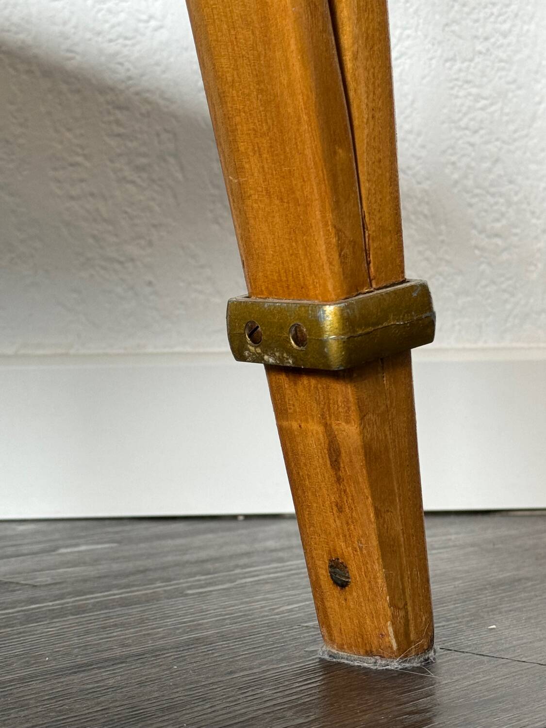 Fauteuil Bow Bois par Hugues Steiner 1950