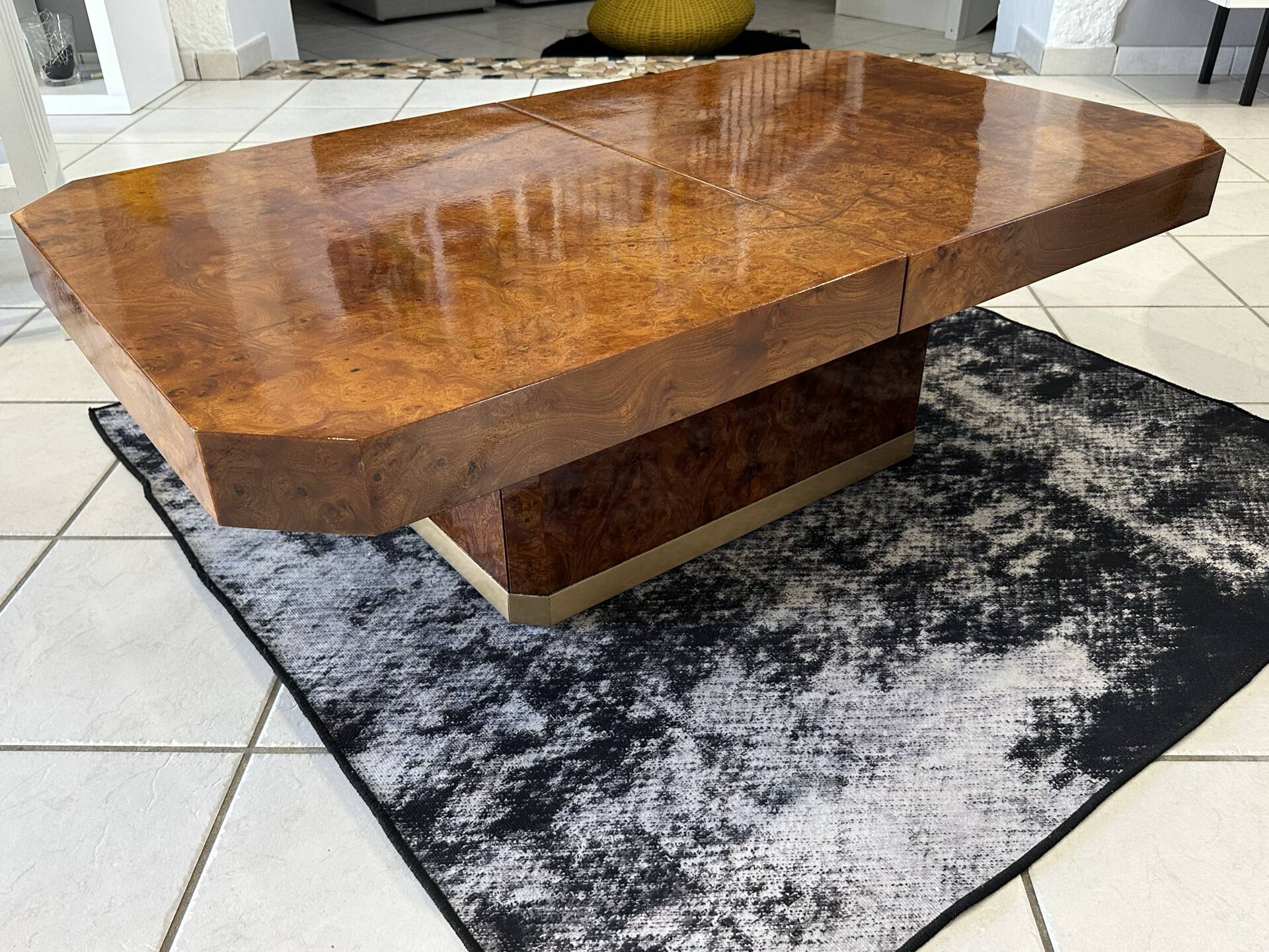 Table basse bar  en Loupe d’orme maison  Lancel vintage 1970