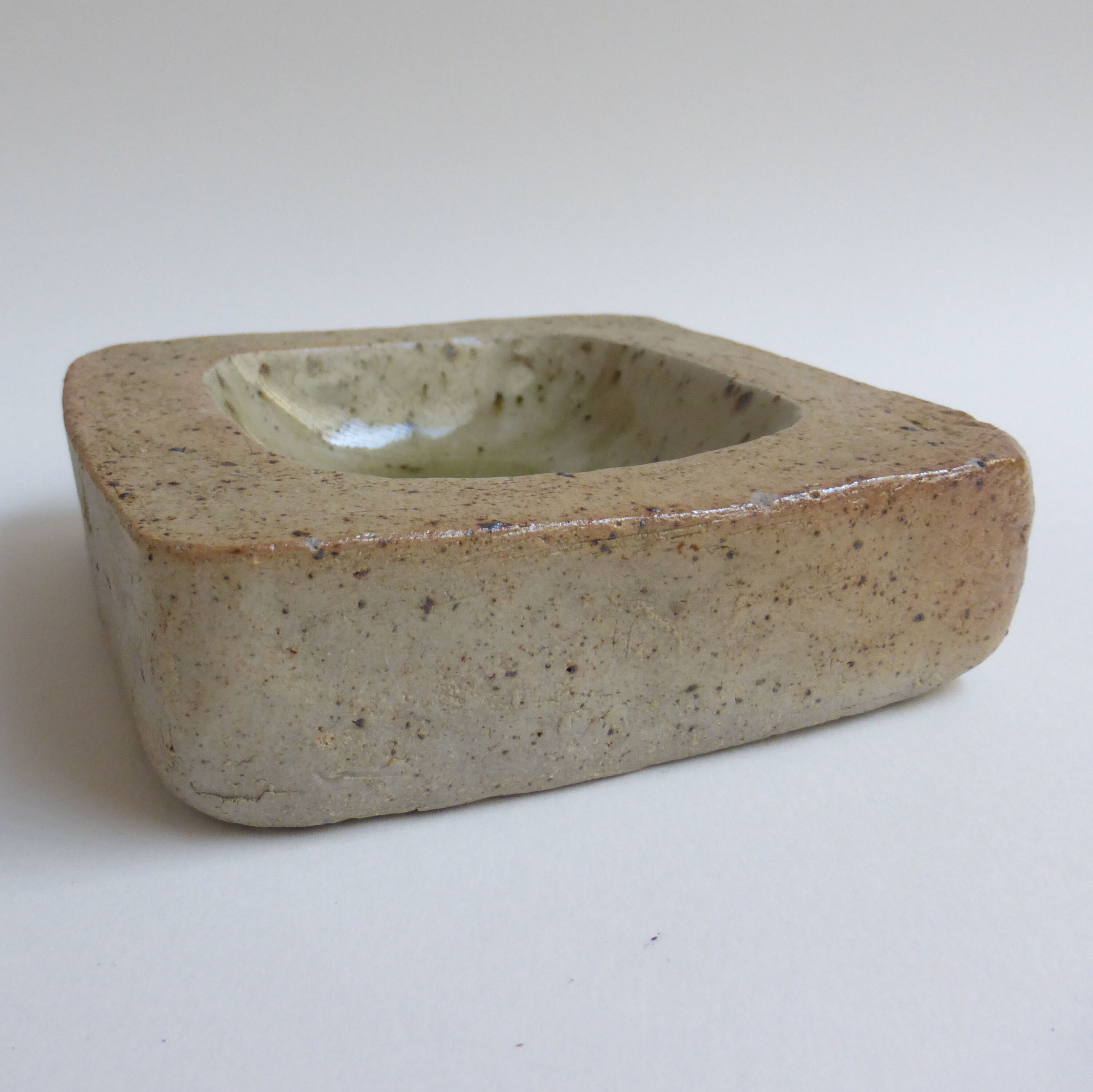 Vide-poche en grés pyrité La Borne 1960/70
