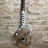 Ancienne raquette de tennis