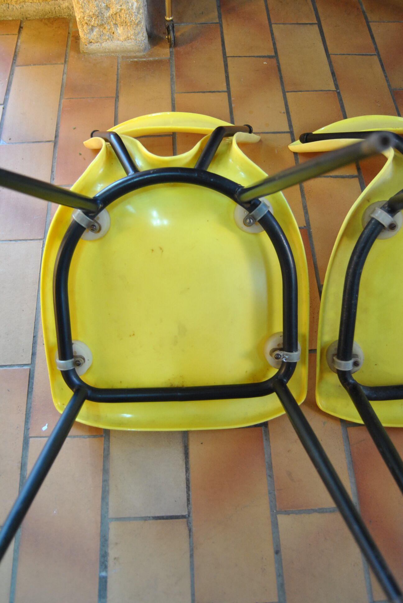 Pair of Gilac vintage 70s design chairs