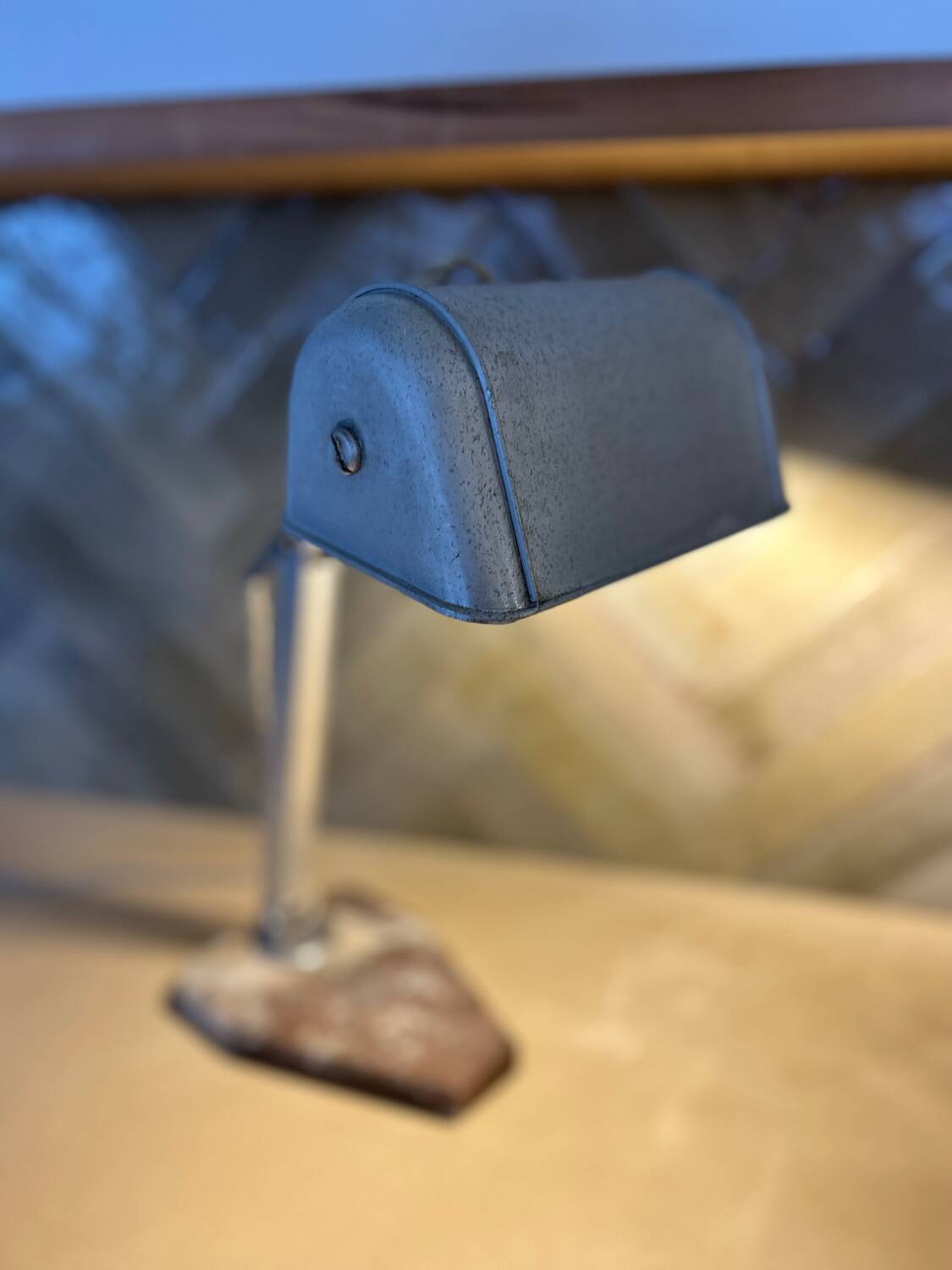 Vintage art deco lamp